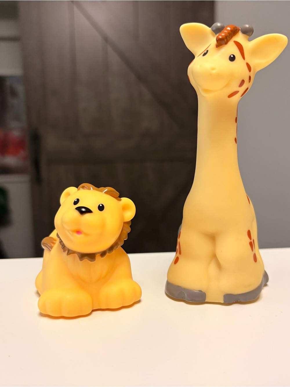 Little People Zoo Talkers Giraffe and lion Cub